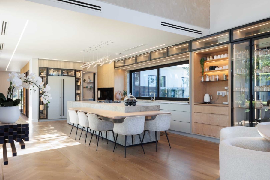 7 Bedroom Property for Sale in Val De Vie Estate Western Cape